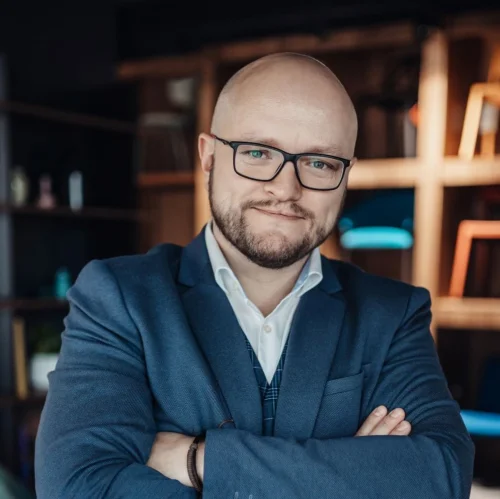 Managing Director

michal.nowak@hoof.pl
